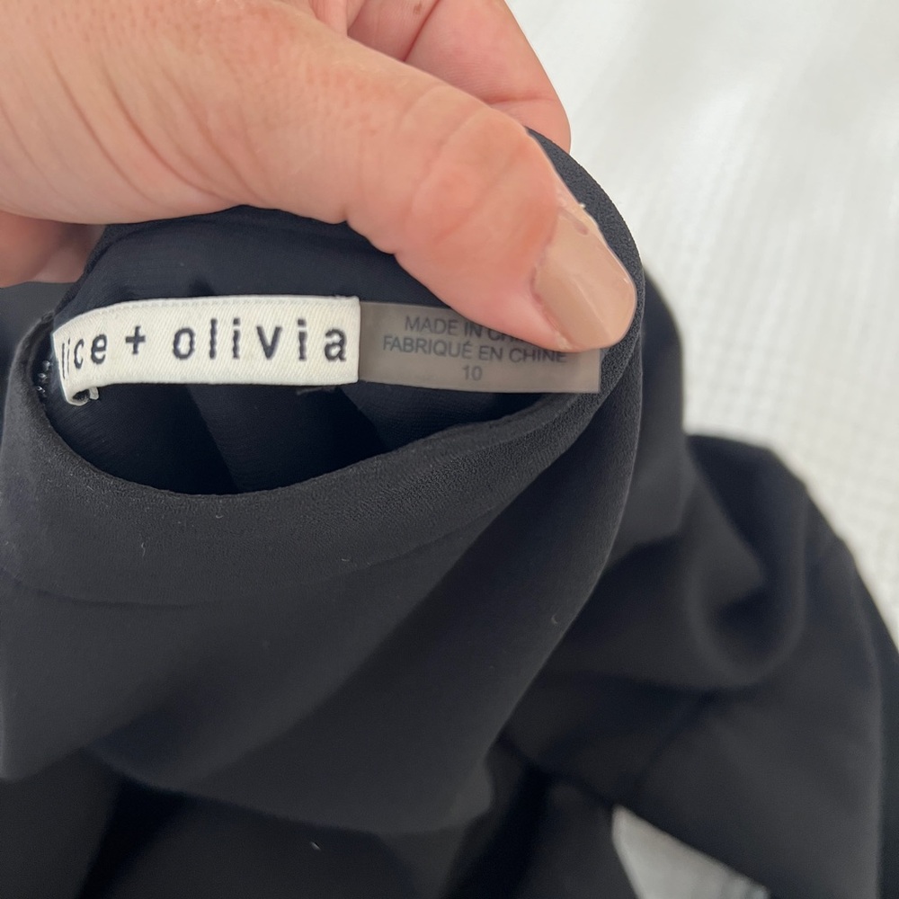 Alice + Olivia Brenna Black Puff-Sleeve Mock Neck Top - Picture 7 of 8